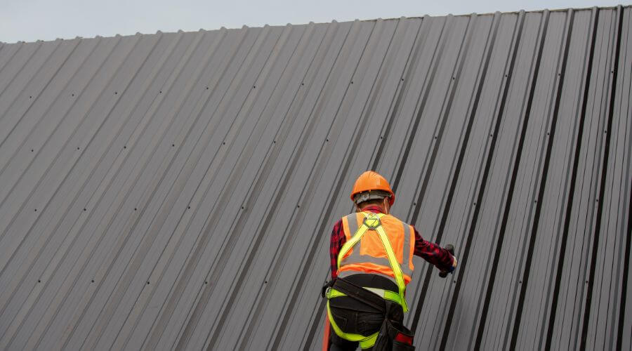 Professional metal roof installation services in Divernon, IL